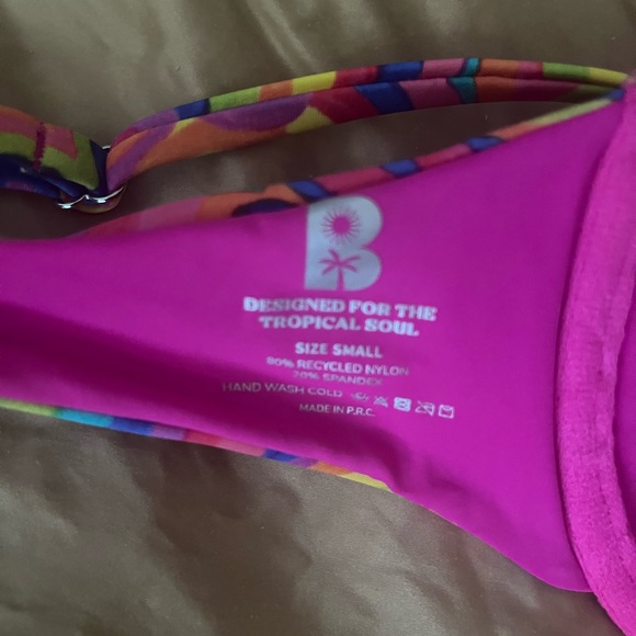 Blackbough Swimsuit in Sour slush - Picture 6 of 9